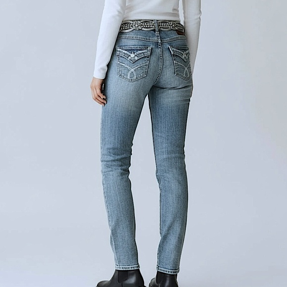 NEW - Almost Famous Embellished Skinny Jeans w/ Belt VARIOUS PLUS SIZES 14 - 24 - Picture 1 of 9